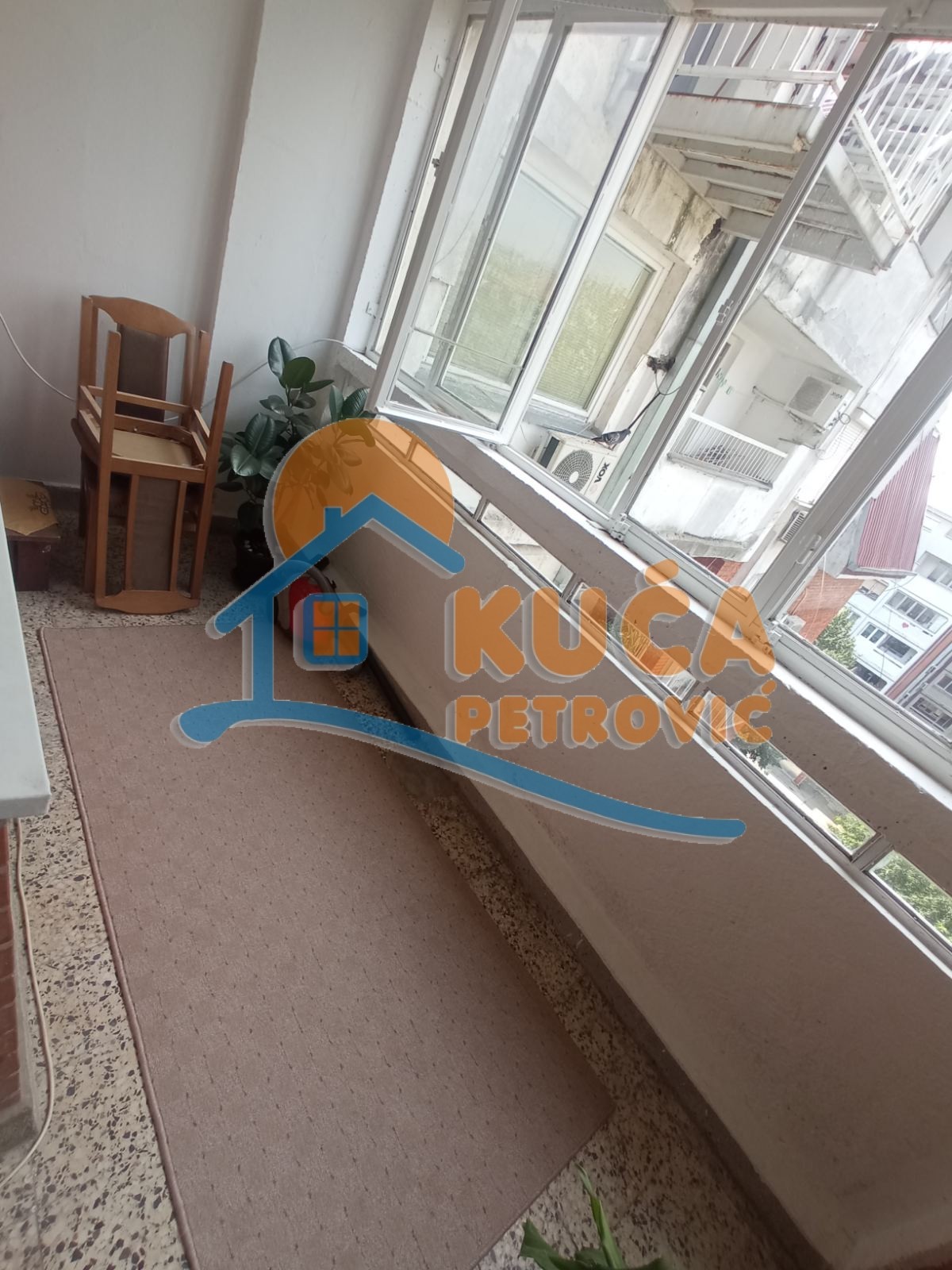 Trosoban stan, 63 m2, Medijana, Branka Krsmanovića ID: i-014444 11