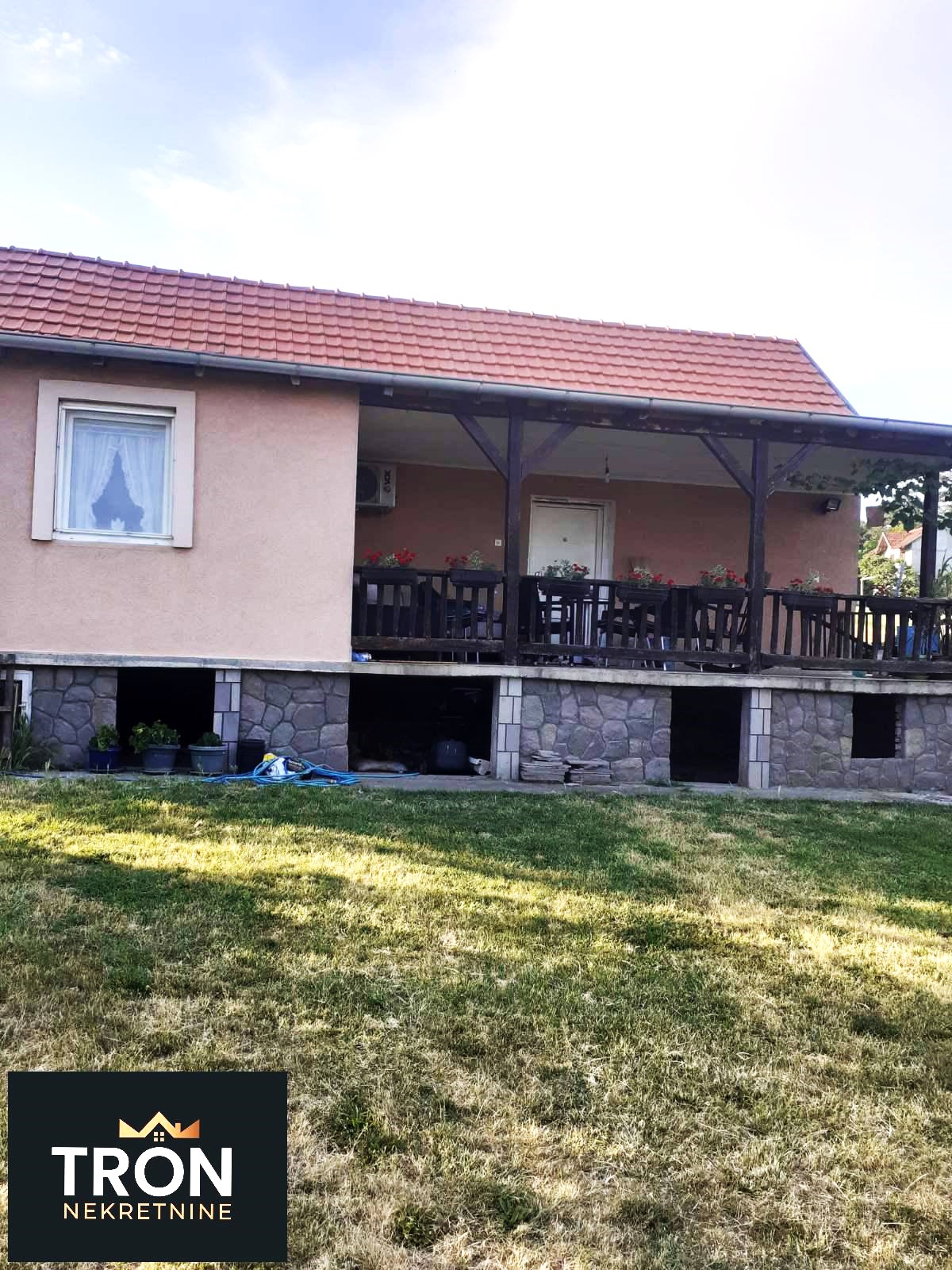 Kuća na 4km od Kraljeva 100m2 2