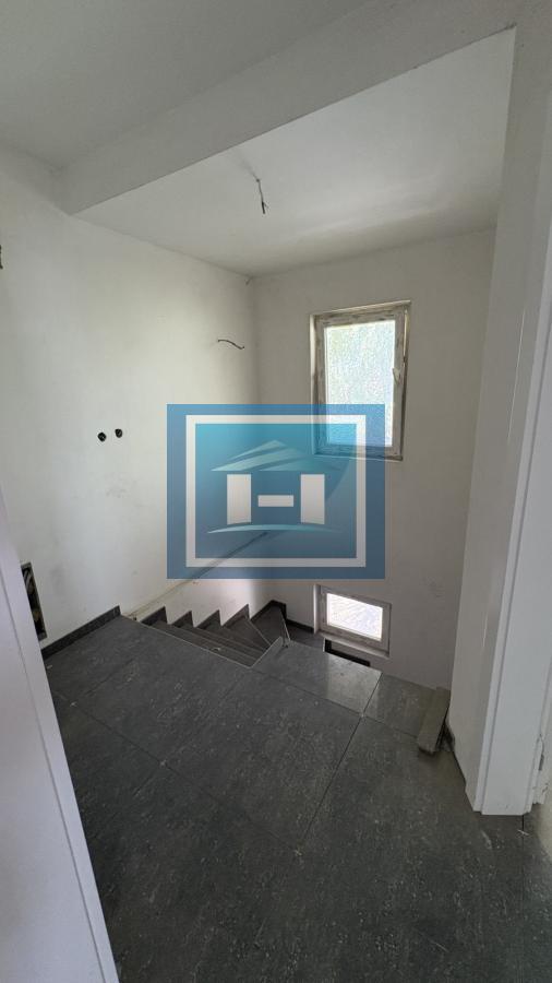 Na prodaju kuća u izgradnji – mirna lokacija, blizu centra! 15