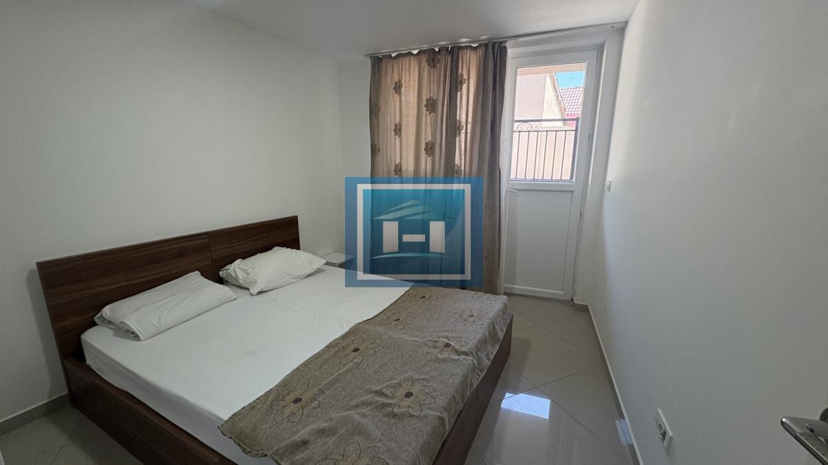 Na prodaju stan u zgradi novije gradnje 3