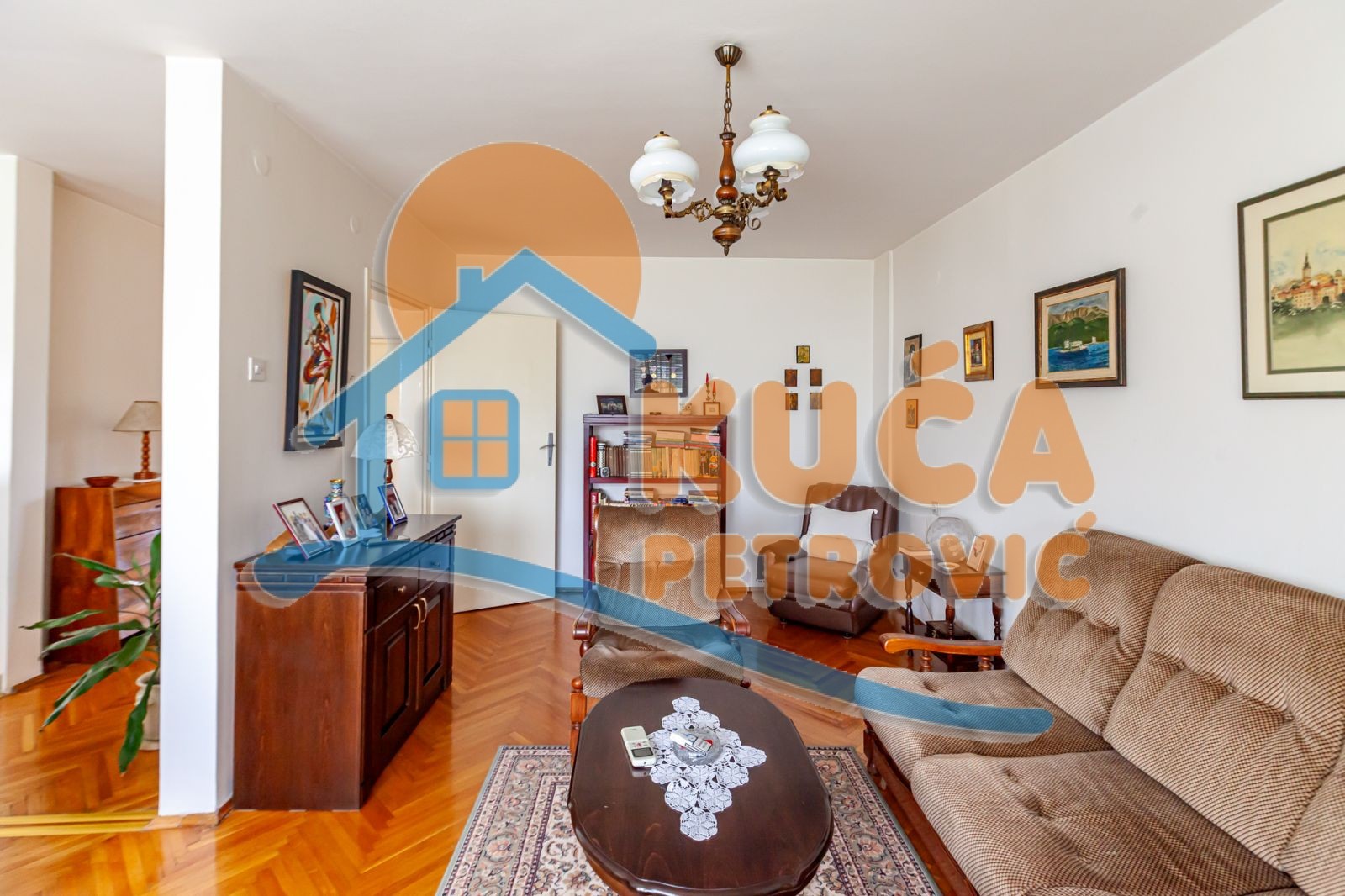 Trosoban stan, 75 m2, Centar, Trg kralja Aleksandra Ujedinitelja ID: p-014453 2