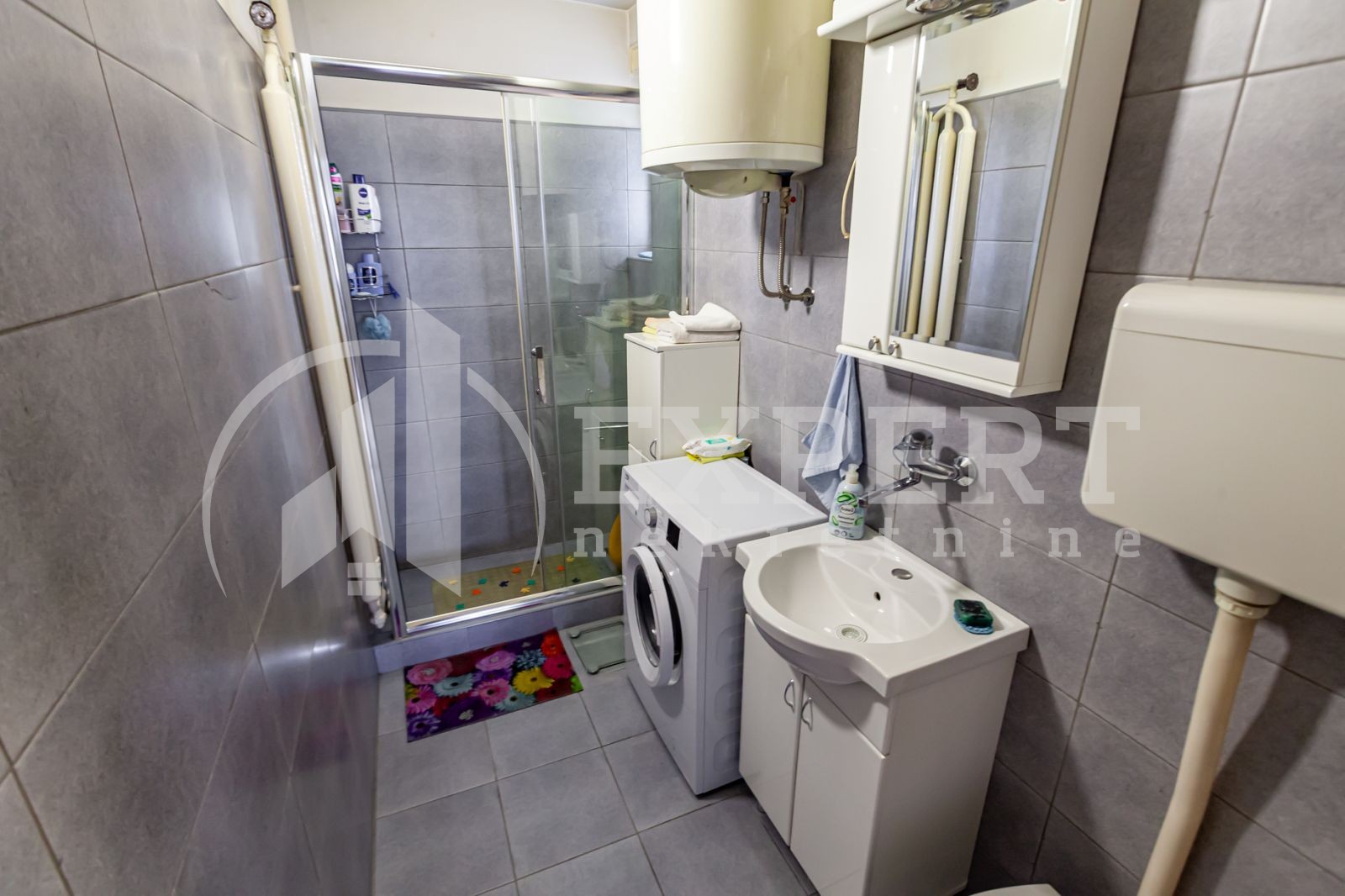 Trosoban stan, 75 m2, Centar, Trg kralja Aleksandra Ujedinitelja ID: p-014453 19