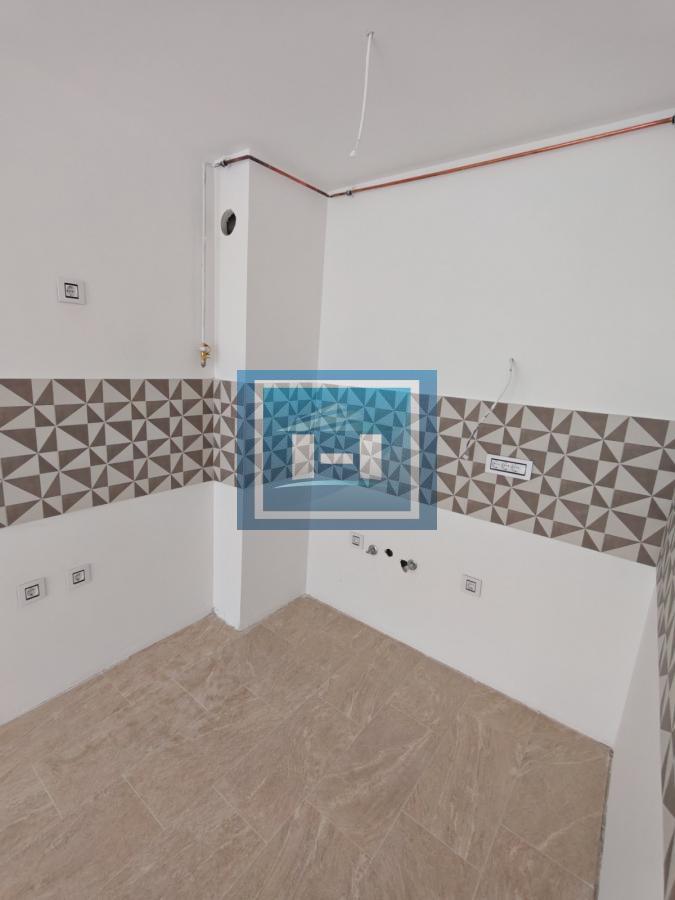 Odmah useljiv trosoban stan u novogradnji 12