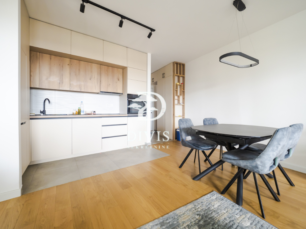 Prodaje se odlican nov  cetvorosoban stan  88m2  Save Maškovića 4