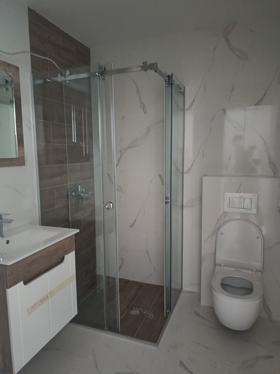 Useljiv 2 0 stan kod Gradske bolnice  Krfska  51m2 4