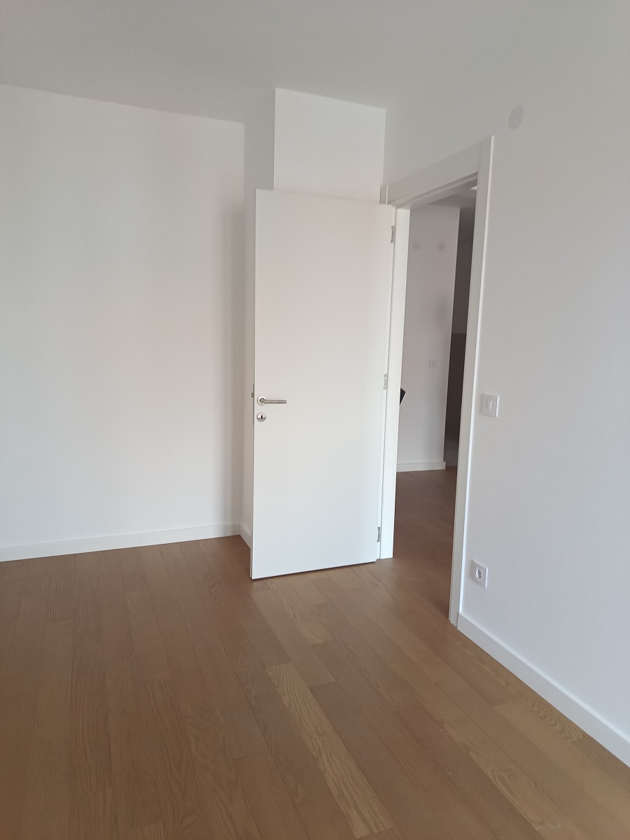 Useljiv 2 0 stan kod Gradske bolnice  Krfska  51m2 2