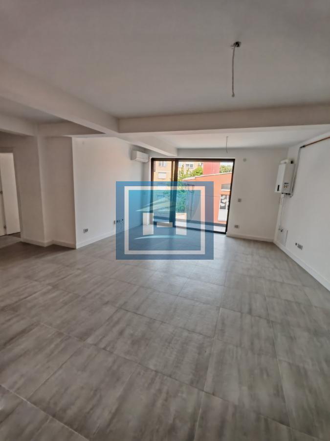 Trosoban stan u novogradnji odmah useljiv 3