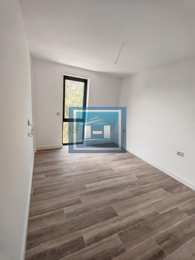 Trosoban stan u novogradnji odmah useljiv 6