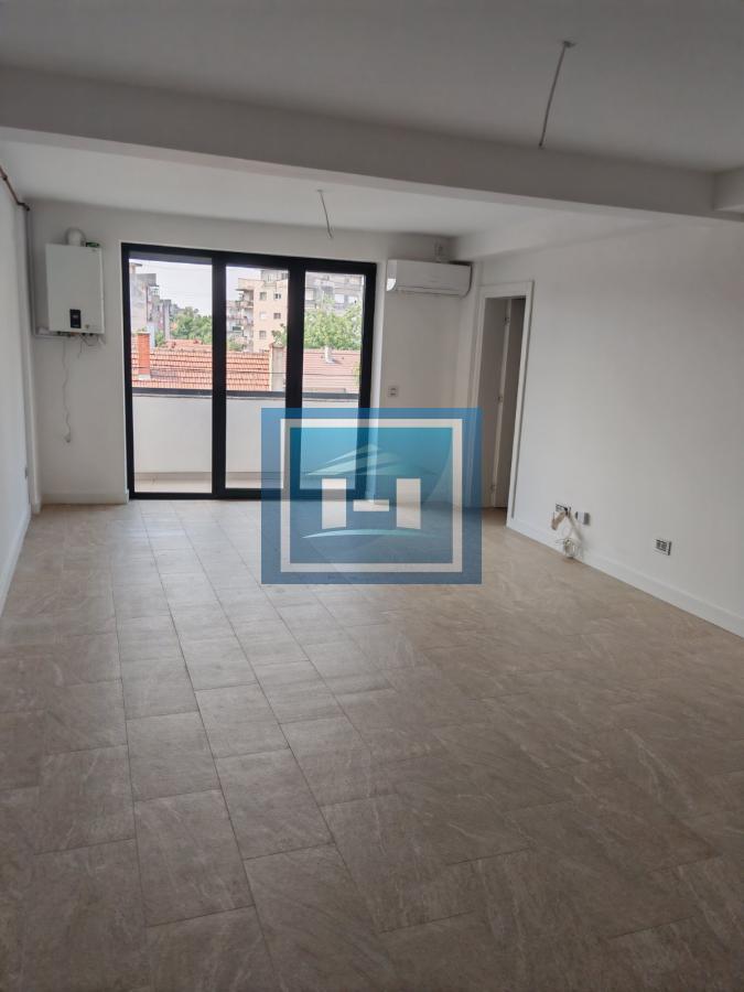 Trosoban stan u novogradnji odmah useljiv 14