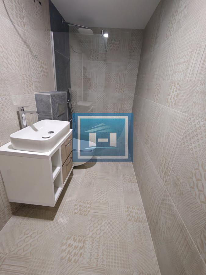 Trosoban stan u novogradnji odmah useljiv 19