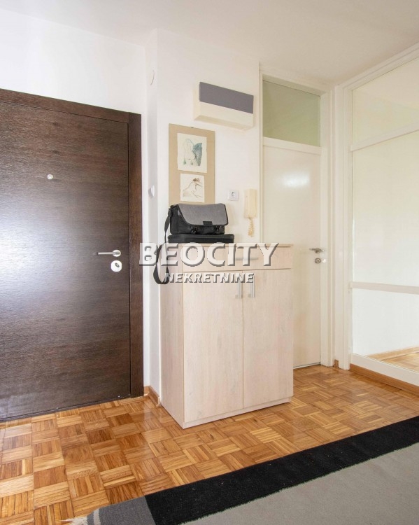 Dvosoban stan, 51 m2, Julino brdo, Poručnika Spasića i Mašere ID: 118475 9