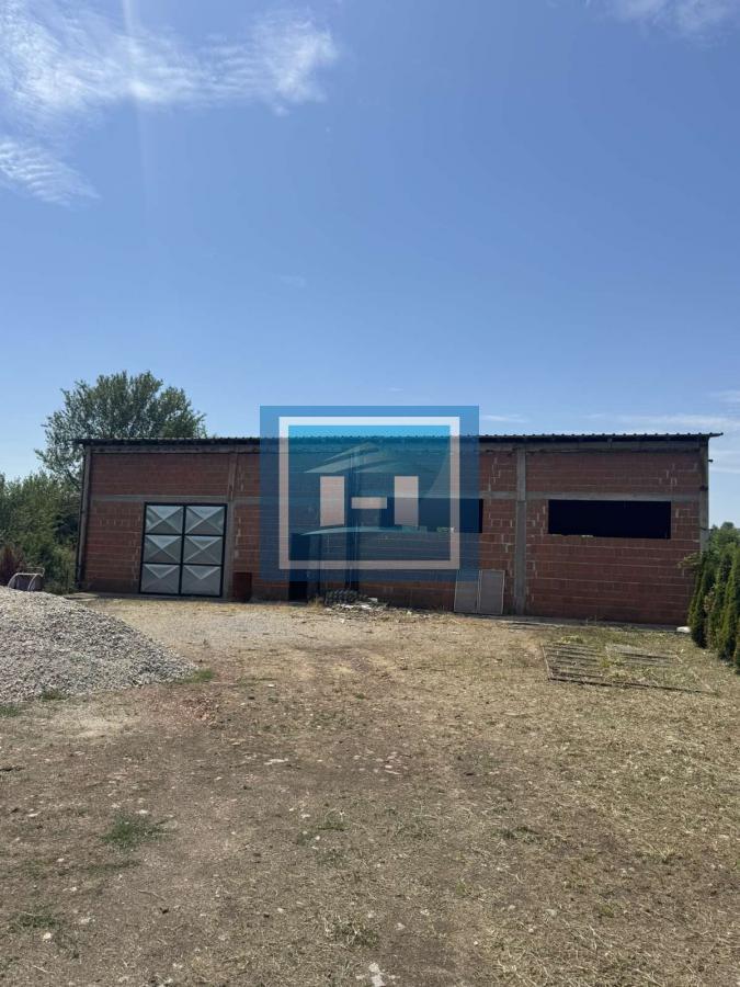 Izuzetna prilika: Poslovno-stambeni kompleks 900 m² na TOP lokaciji u Despotovcu 5