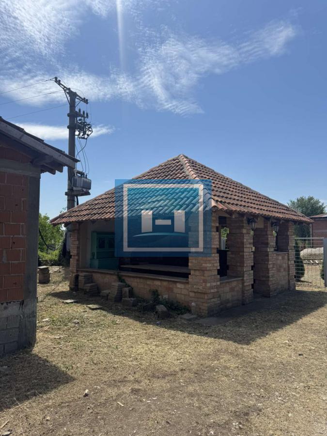 Izuzetna prilika: Poslovno-stambeni kompleks 900 m² na TOP lokaciji u Despotovcu 30