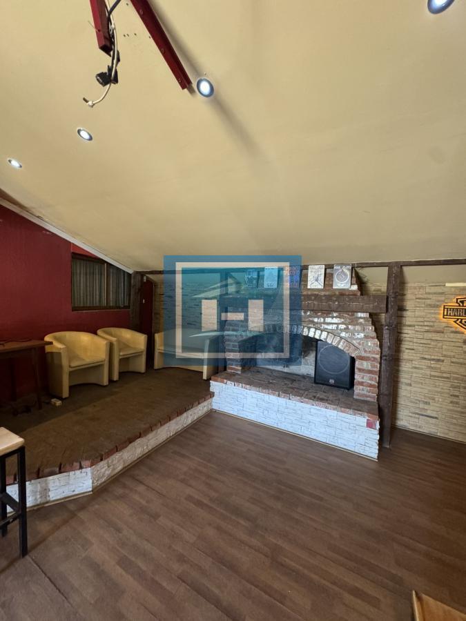 Izuzetna prilika: Poslovno-stambeni kompleks 900 m² na TOP lokaciji u Despotovcu 32