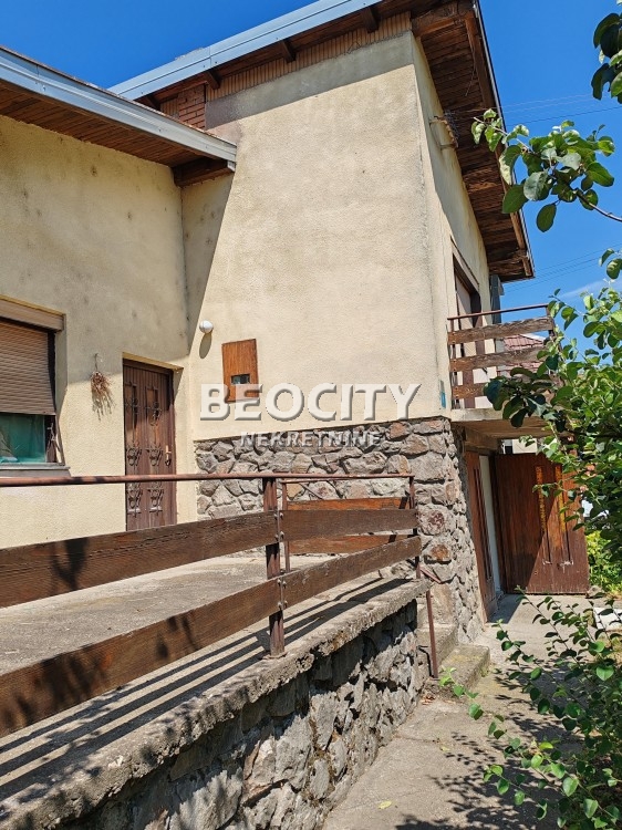 Trosobna kuća, 130 m2 ID: 120696 1