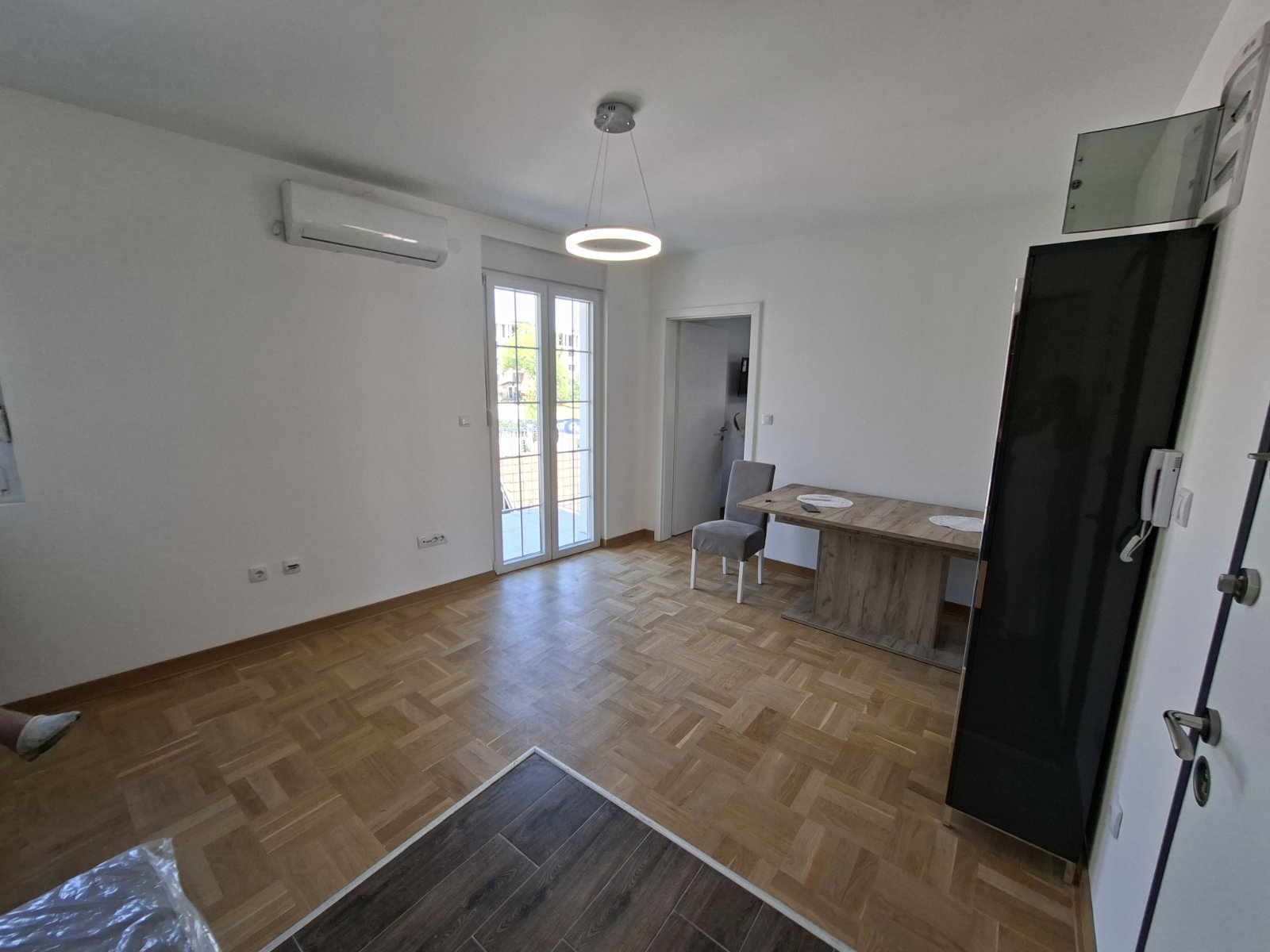 Jednosoban stan kod Osnovne škole 31m2 1