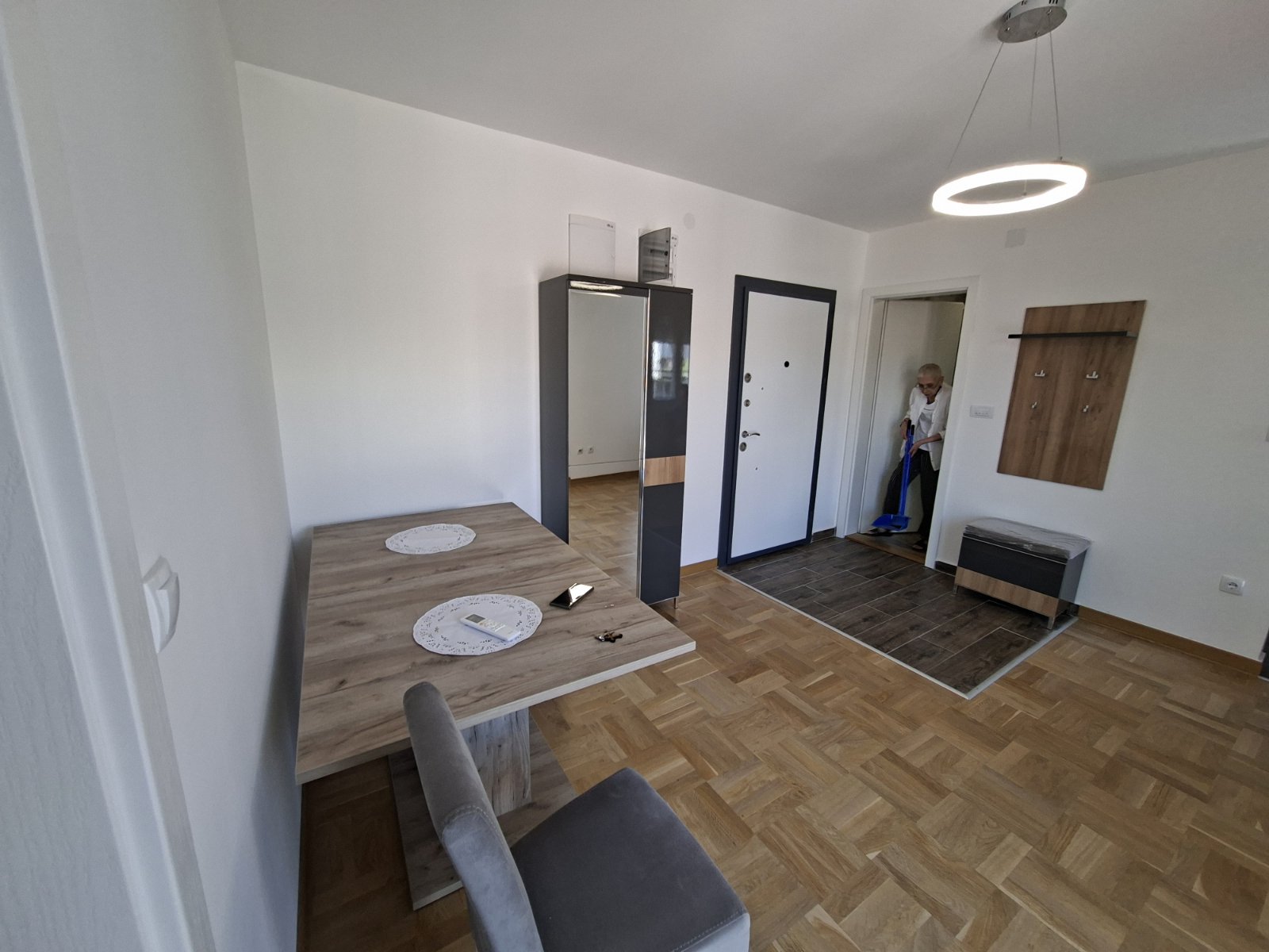 Jednosoban stan kod Osnovne škole 31m2 2