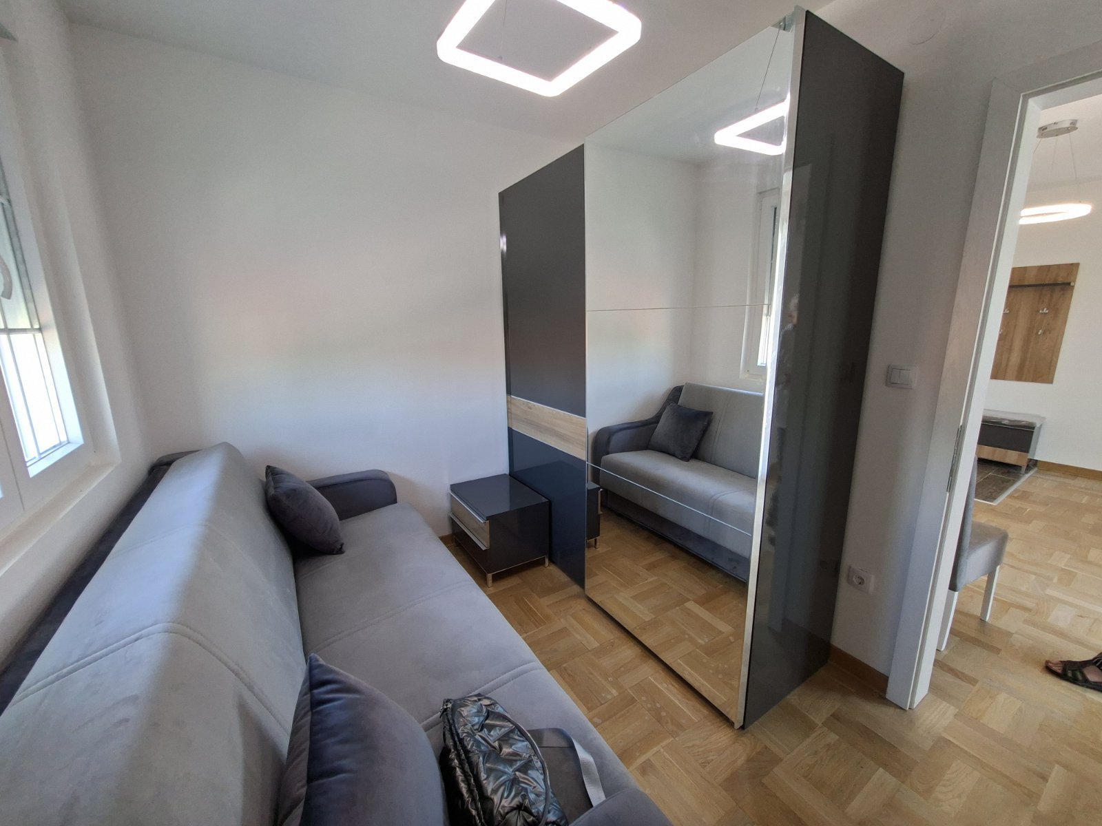 Jednosoban stan kod Osnovne škole 31m2 4