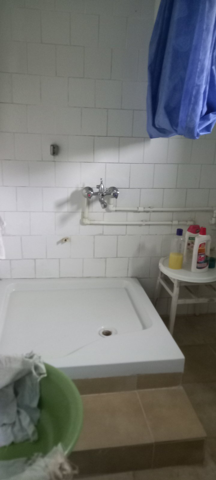 Prodajem kucu u centru Perleza 5