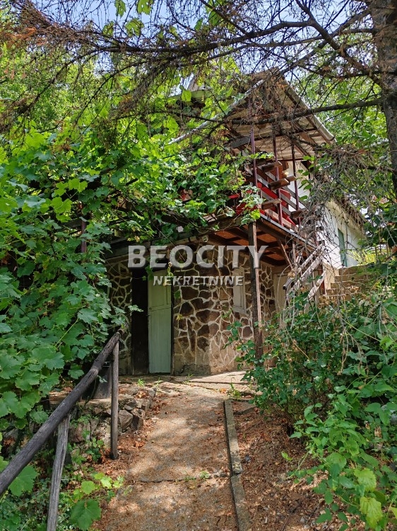 Dvosobna kuća, 80 m2, Stari Ledinci, Put za staro selo - Savlovača ID: 121011 2