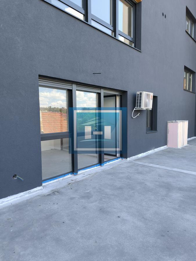 NA PRODAJU ZAVRŠEN STAN DIREKTNO OD INVESTITORA U CENTRU ĆUPRIJE 7