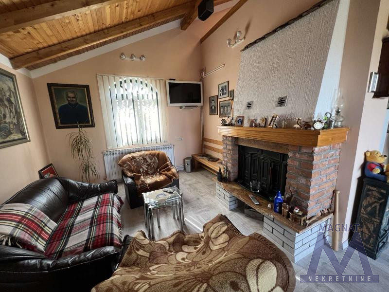 Kuca,SREMSKA KAMENICA,POPOVICA,kv: 1526, € 390000, ID: 3002122 6