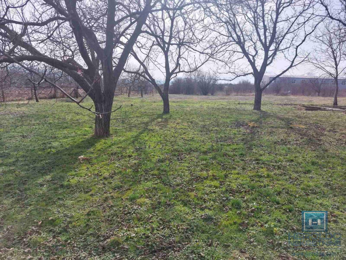 Atraktivna parcela na Gradskoj lokaciji pored teniskih terena prema Vinorači 5