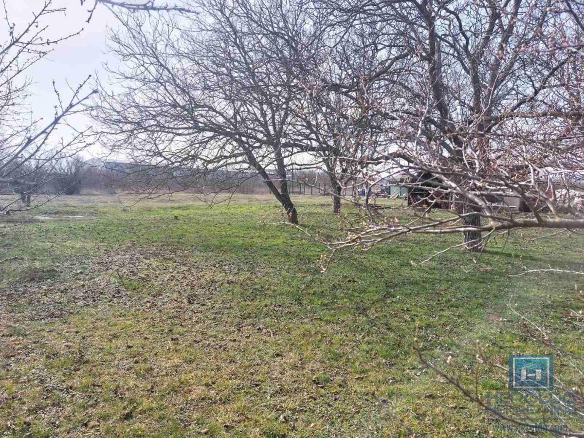 Atraktivna parcela na Gradskoj lokaciji pored teniskih terena prema Vinorači 6