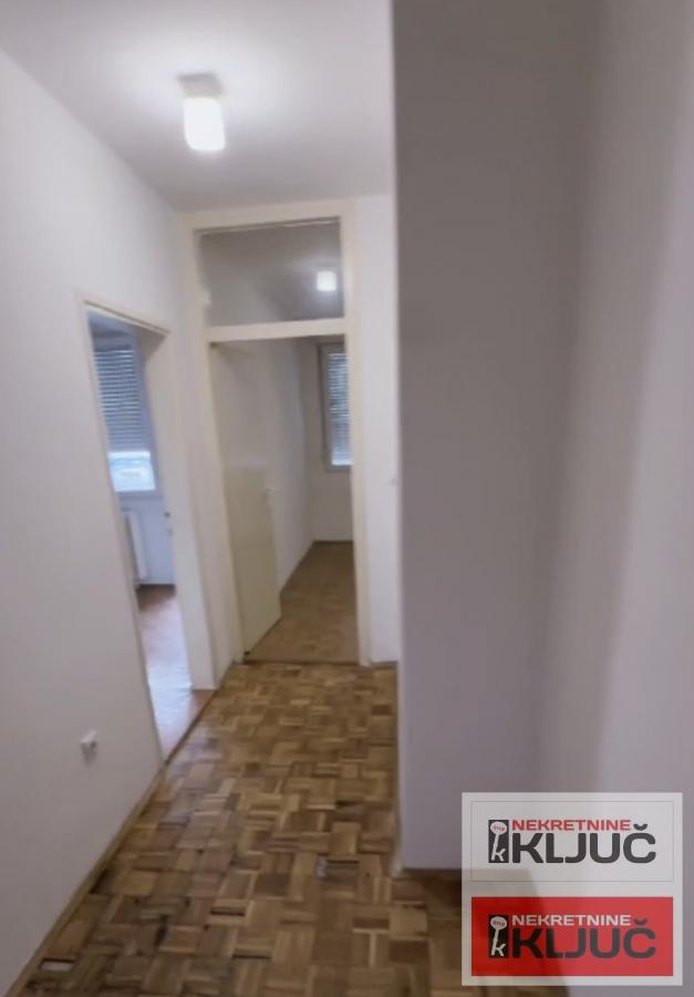 AVIJATIČARKO NASELJE, 89m2, Trosoban može Troiposoban 8