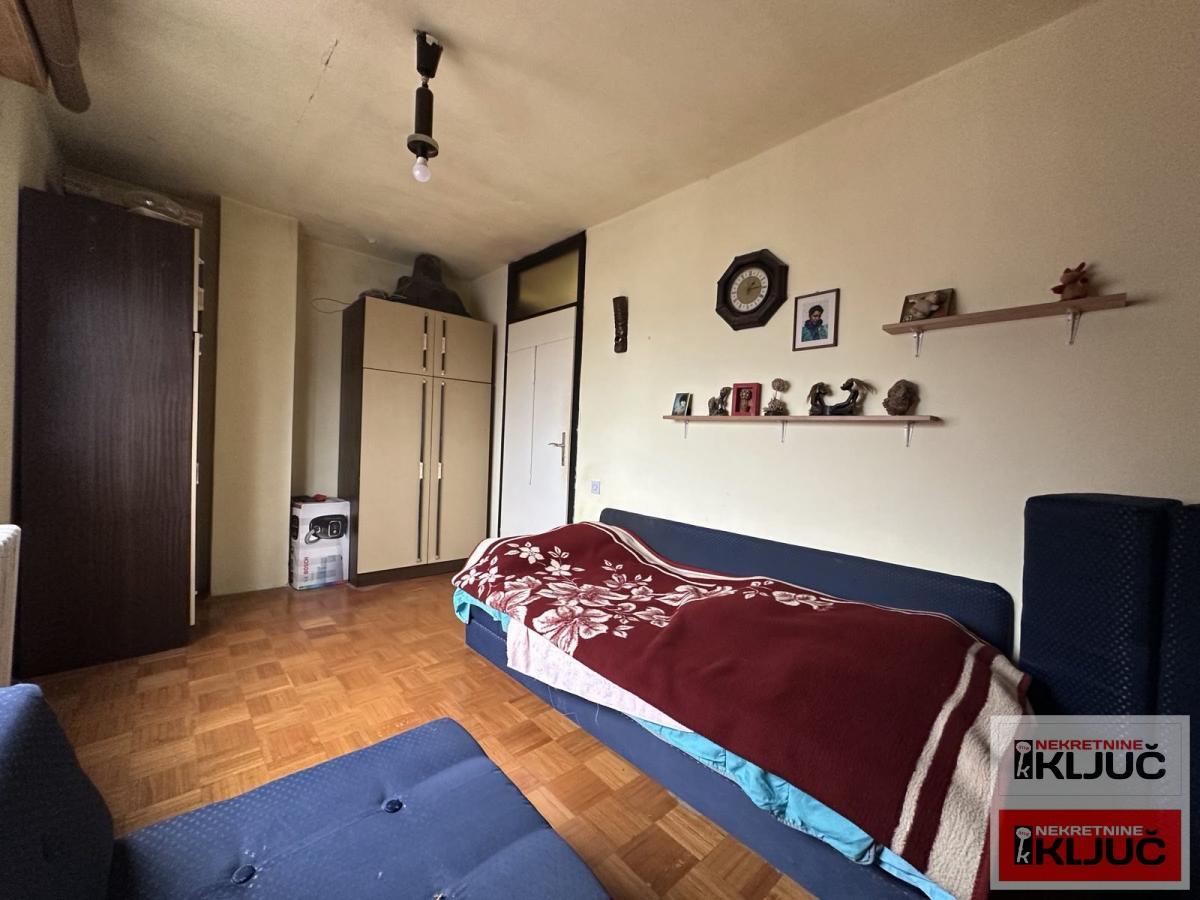 BULEVAR, 71m2, Trosoban, Fasadna cigla 7