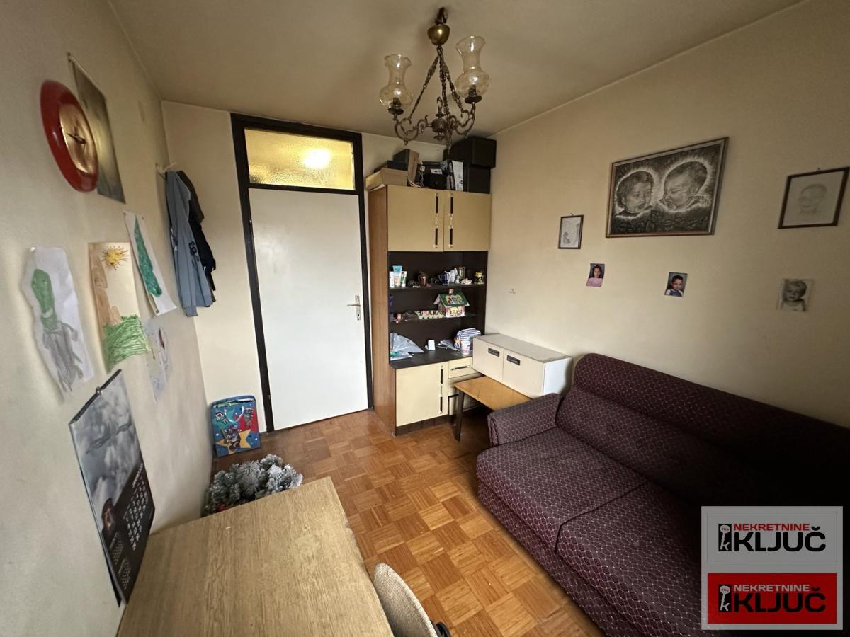 BULEVAR, 71m2, Trosoban, Fasadna cigla 9