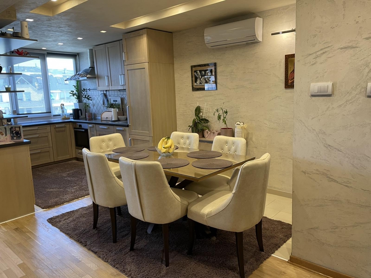 BULEVAR EVROPE, 105 m2, Četvorosoban-Duplex+terasa 12 m2 6