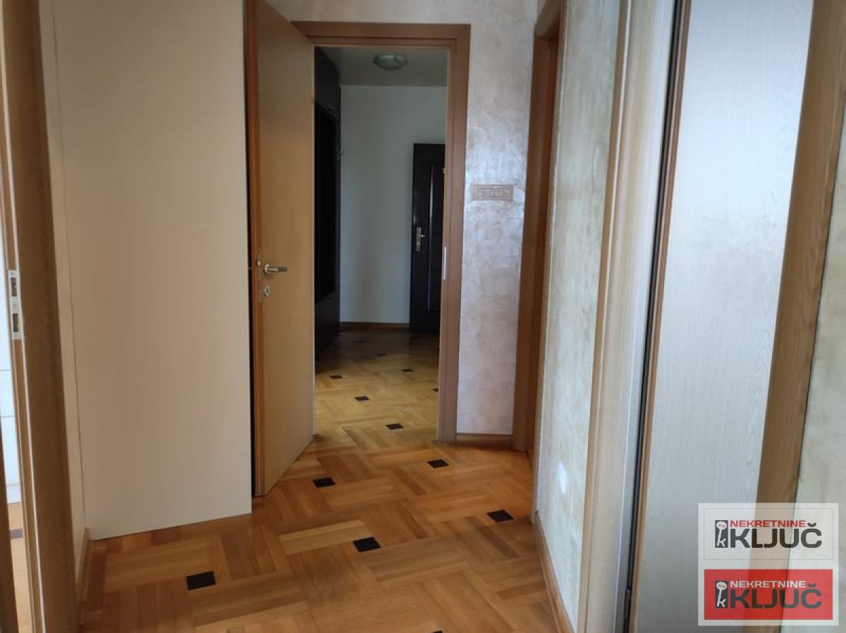 BULEVAR EVROPE, 91m2, Četvorosoban, Namešten, Novogradnja 8