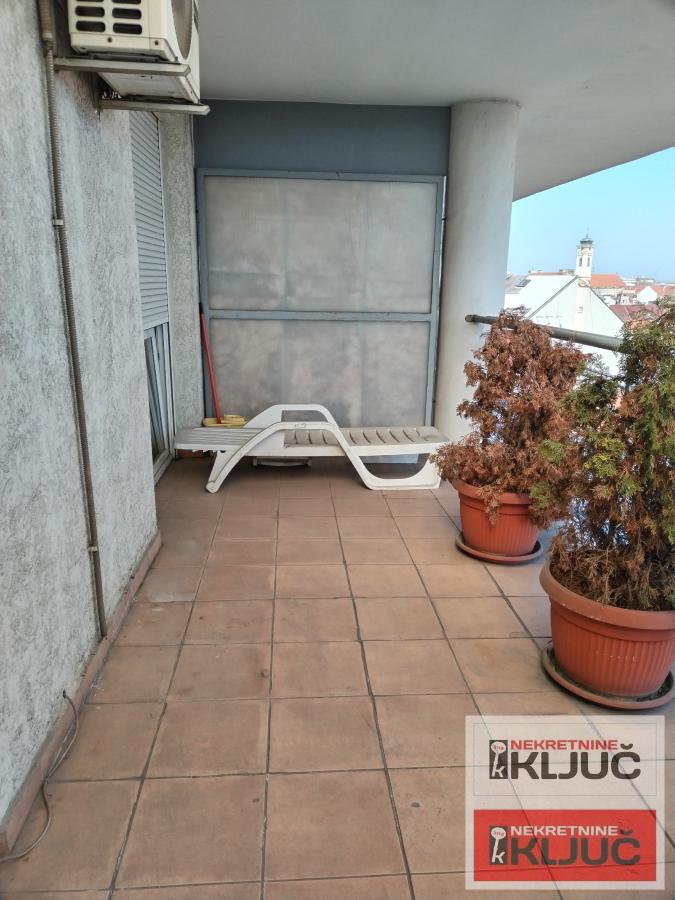 CENTAR, 148 m2, Četvorosoban-Duplex 12