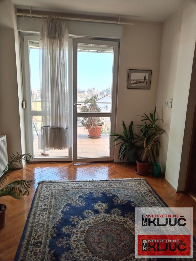 CENTAR, 148 m2, Četvorosoban-Duplex 13