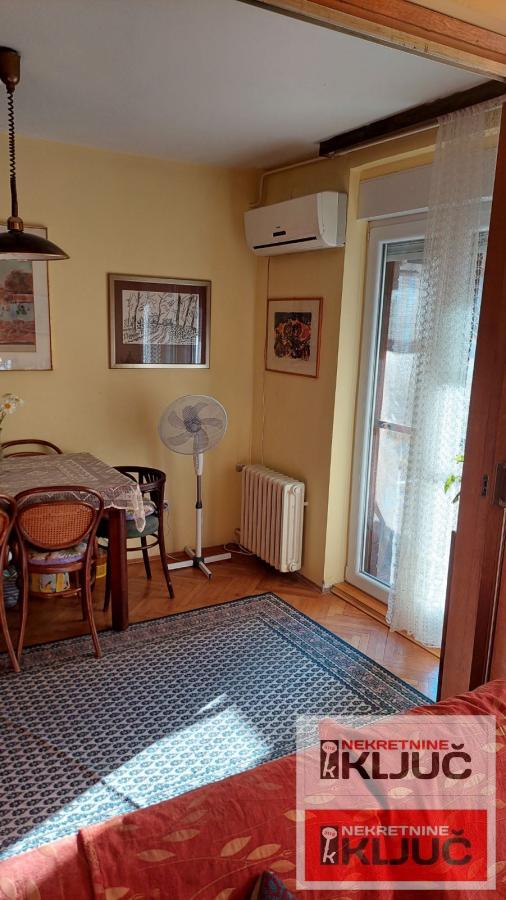 CENTAR, 86 m2, Trosoban, Pešačka zona 3