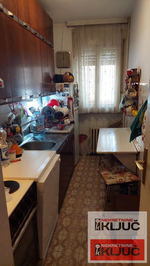 CENTAR, 86 m2, Trosoban, Pešačka zona 4