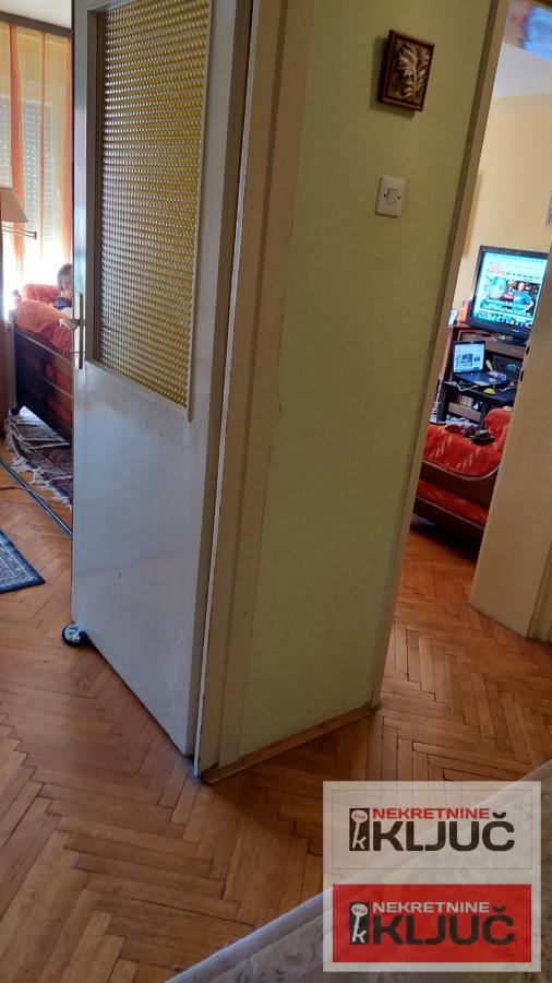 CENTAR, 86 m2, Trosoban, Pešačka zona 8