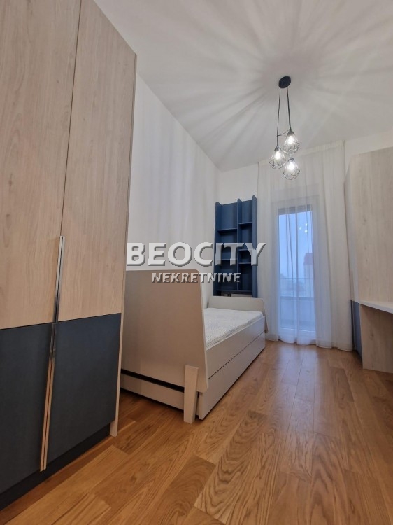 četvorosoban stan, 107 m2, Liman 4 ID: 114197 9