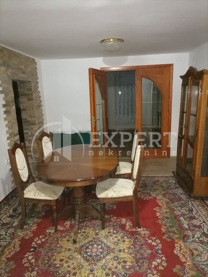 četvorosoban stan, 140 m2, Palilula, Kalač brdo ID: i-05193 1