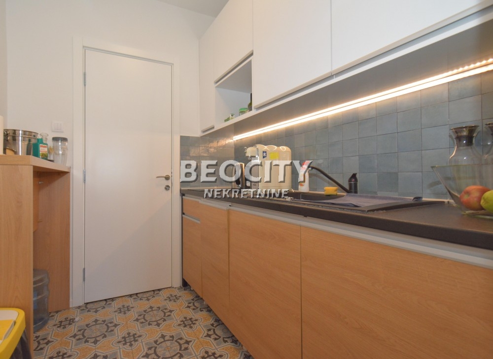 četvorosoban stan, 183 m2, Futoška, Futoska ID: 102462 8