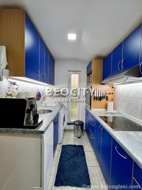 četvorosoban stan, 80 m2, Studentski trg ID: 102678 7