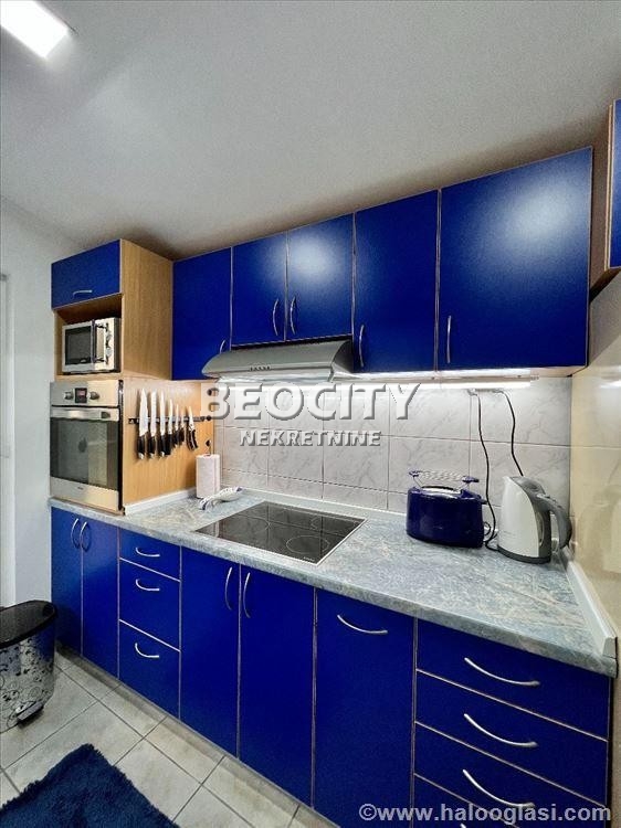 četvorosoban stan, 80 m2, Studentski trg ID: 102678 8