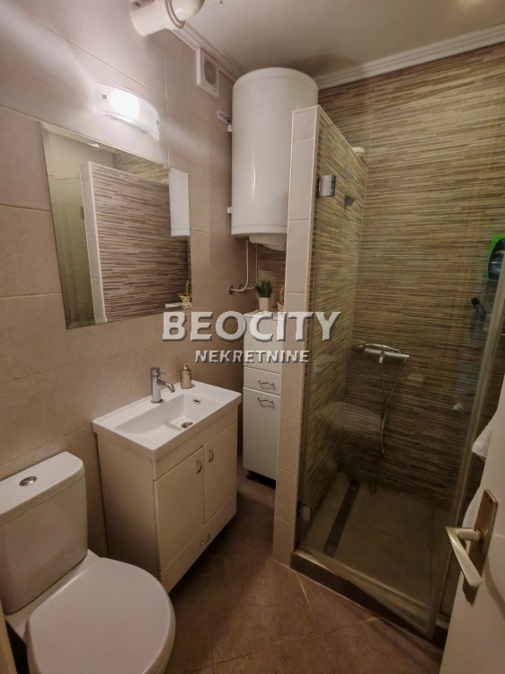 četvorosoban stan, 93 m2, Blok 63, Gandijeva ID: 121046 11