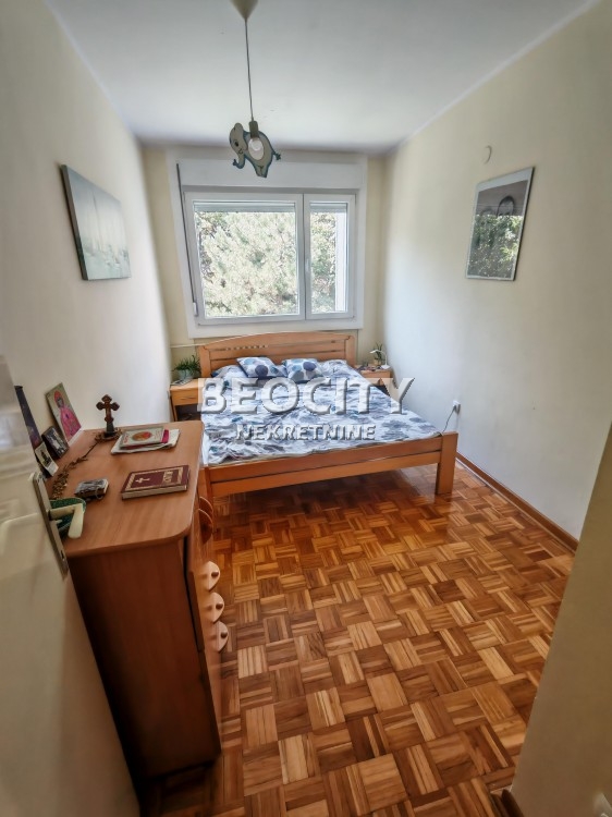 četvorosoban stan, 93 m2, Blok 63, Gandijeva ID: 121046 8