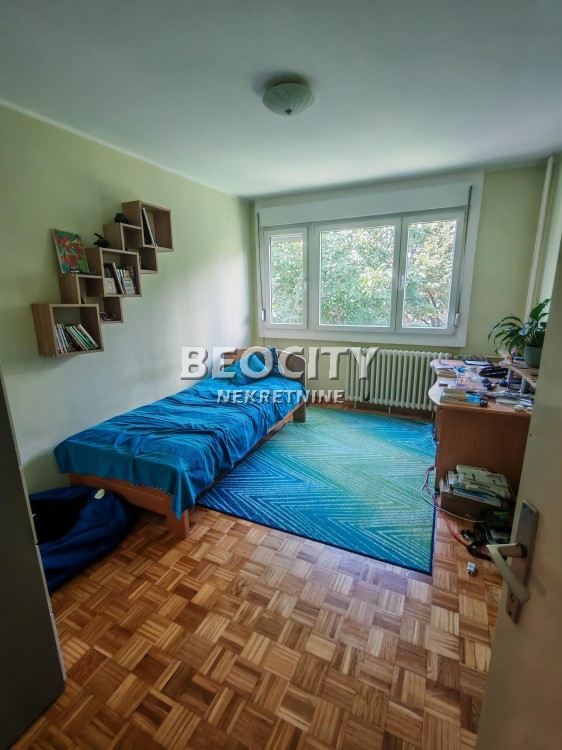 četvorosoban stan, 93 m2, Blok 63, Gandijeva ID: 121046 9