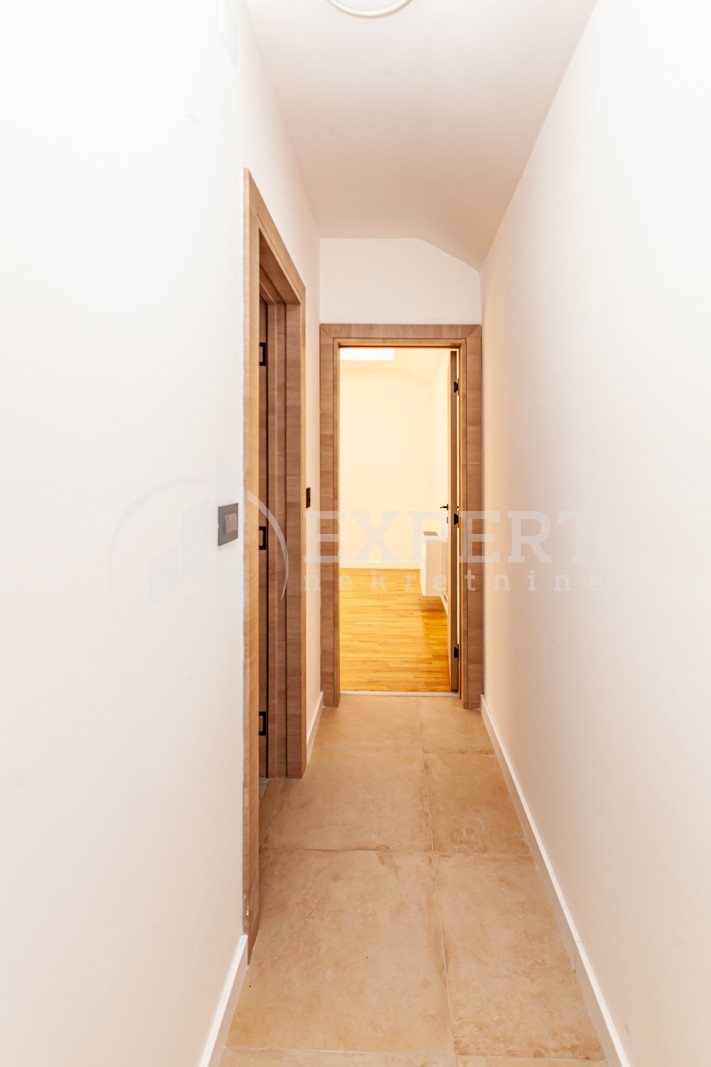 četvorosoban stan, 94.07 m2, Centar, Katićeva ID: p-06553 12