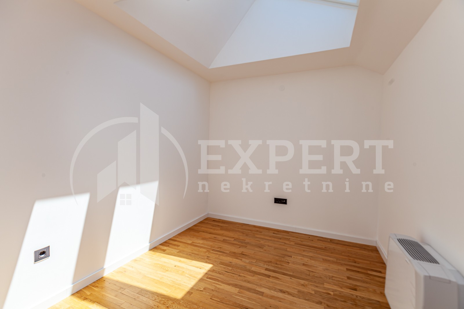 četvorosoban stan, 94.07 m2, Centar, Katićeva ID: p-06553 13