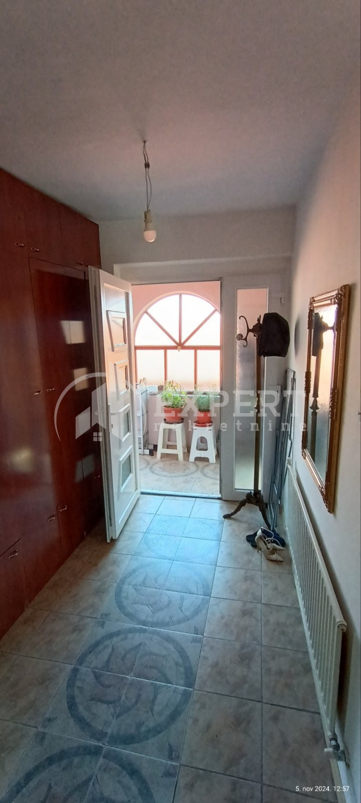 četvorosobna kuća, 160 m2, Trošarina, Bulevar svetog cara ID: i-012714 11
