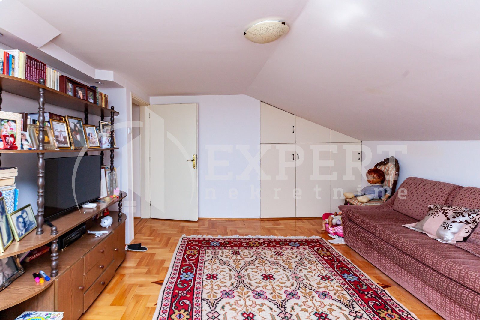 četvorosobna kuća, 220 m2, Palilula, Marka Jovanovića ID: p-011703 19